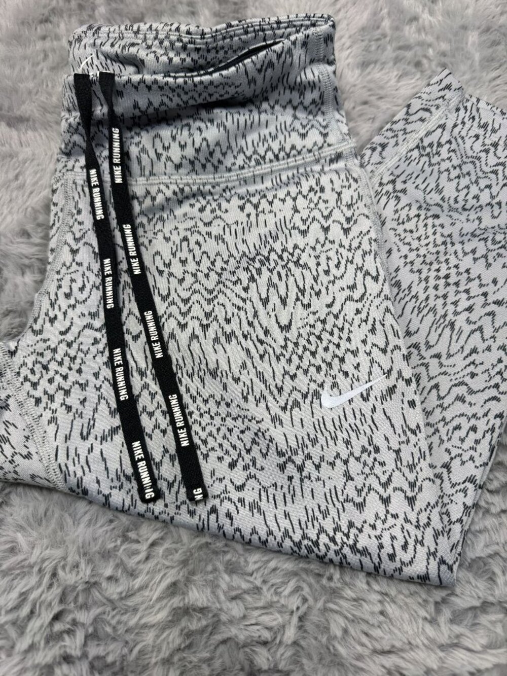 Nike Dri-FIT Womens Running Leggings Tights In Abstract Black White Print Small
